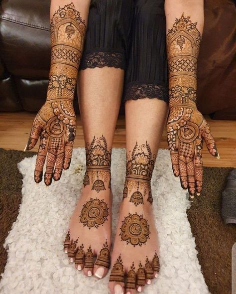 Feet Mehendi Design, Samfree Styles, Mendhi Patterns, Mehndi For Beginners, Bridal Mehendi Designs Wedding, Latest Mehndi Designs Wedding, Feet Mehendi, Leg Mehendi, Mehndi Tutorial