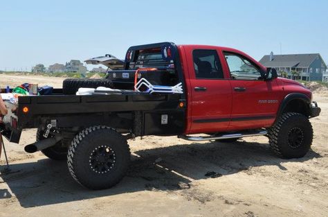 Cummins with flatbed ... this is about exactly (minus the red paint) what I’m looking for. 3rd Gen Cummins, Custom Truck Flatbeds, Flatbed Truck Beds, Dodge Cummins Diesel, Custom Truck Beds, Cummins Trucks, Truck Flatbeds, Future Trucks, Dodge Vehicles