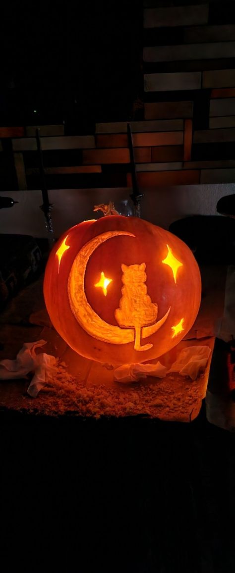 Moon Pumkin Carving, Moon Phases Pumpkin Carving, Star And Moon Pumpkin Carving, Pumpkin Dremel Carving, Moon Carved Pumpkin, Gothic Pumpkin Carving Ideas, Cat Moon Pumpkin Carving, Pumpkin Carving Moon And Stars, Cat And Moon Pumpkin Carving