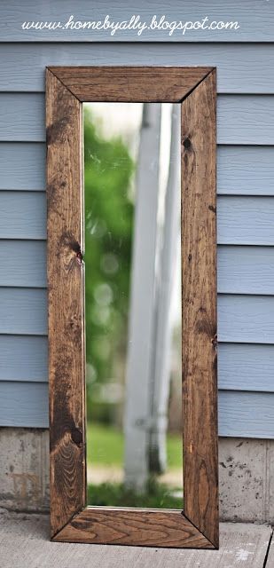 Leftover Laminate Flooring, Diy Wood Mirror Frame, Laminate Flooring Diy, Spiegel Diy, Farmhouse Mirror, Farmhouse Mirrors, Mirror Frame Diy, Wood Projects That Sell, Rustic Mirrors