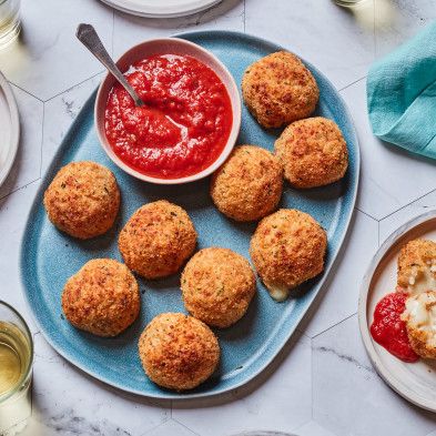 Air Fryer Arancini by Food Network Kitchen Air Fryer Arancini, Almond Jelly, Arancini Recipe, Easy Air Fryer Recipes, Recipes Air Fryer, Candy Cocktails, Air Fryer Oven Recipes, Food Network Canada, Fry Bread