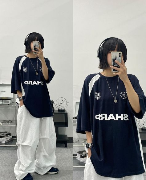 Boyish Outfits Korean, Tomboyish Outfits, Acubi Style, Baggy Outfit Ideas, Estilo Emo, Boyish Outfits, Estilo Tomboy, Boyish Style, Mode Emo