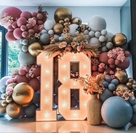 Light Up Numbers, 40th Bday Ideas, 18th Birthday Decorations, Bridal Shower Balloons, Balloon Company, Balloon Installation, Window Decorations, Christmas Window Decorations, Modern Party