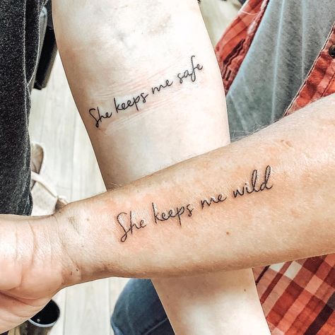 Sister Tattoos Quotes, Cute Sister Tattoos, Matching Bff Tattoos, Mom Daughter Tattoos, Twin Tattoos, Matching Best Friend Tattoos, Bestie Tattoo, Tattoo Schrift, Matching Sister Tattoos