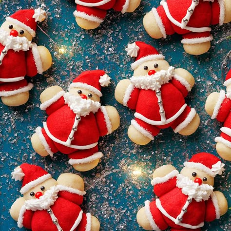 Holly Jolly Santa Cookies, Roly Poly Santa Cookies, Easy Christmas Cookies Decorating, Santa Cookie Recipe, Buttery Sugar Cookies, Christmas Brunch Recipes, Mason Jar Christmas Crafts, Christmas Yummies, Desserts Christmas