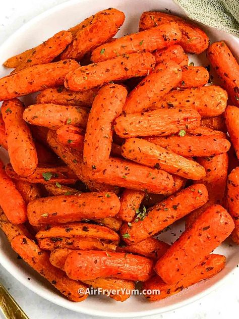 Air Fryer Baby Carrots, Carrots Recipe Healthy, Steamed Baby Carrots, Cooked Baby Carrots, Sweet Baby Carrots, Carrots In Oven, Baby Carrot Recipes, Roasted Baby Carrots, Grilled Carrots