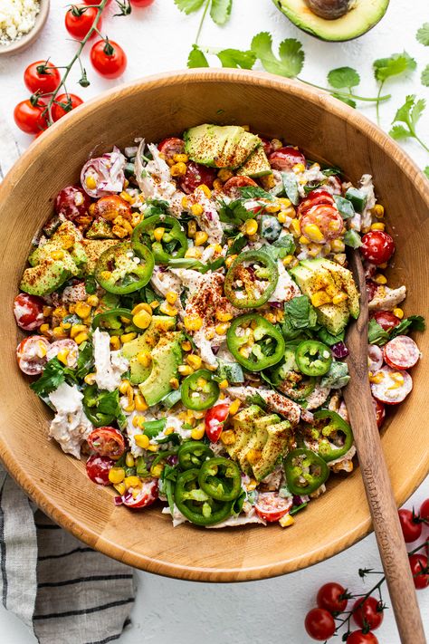 One up your chicken salad game with this yummy street corn chicken salad recipe made with shredded chicken and ingredients from street corn salad! Elote Chicken, Street Corn Chicken, Volume Eating, Street Corn Salad, Main Recipes, Low Carb Meats, Corn Chicken, Yummy Salads, Chicken Quinoa