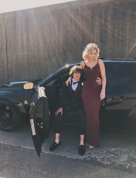 Prom Pics With Car Picture Ideas, Prom Pictures Couples With Car, Car Prom Pics, Maroon Prom Couple, Prom Poses With Car, Prom Photos With Car, Prom Picture Poses With Cars, Car Prom Pictures, Prom Pictures With Car