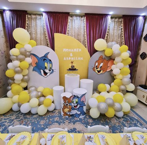 Tom And Jerry Decorations Birthday, Tom And Jerry Birthday Party Decoration, Tom And Jerry Birthday Theme, Twins Birthday Decoration Ideas, Tom And Jerry Birthday Party Ideas, Tom And Jerry Party, Boy Party Balloons, Tom And Jerry Birthday, Tom And Jerry Baby