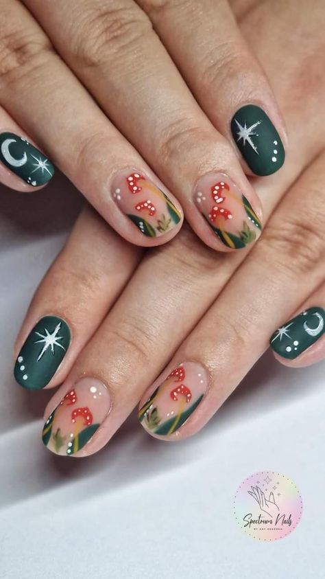 Fantasy Inspired Acrylic Nails, Cottage Core Nails Short, Green Cottage Core Nails, Mushroom And Frog Nails, Beltane Nails, Mushroom Nails Designs, Short Mushroom Nails, Mushroom Gel Nails, Green Mushroom Nails