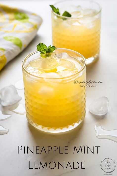 How to make Pineapple Mint Lemonade- Full recipe at www.easybabymeals.com Pineapple Apple Mint Juice, Easy Baby Meals, Exotic Recipes, Liquid Luck, Mango Pineapple Smoothie, Honey Simple Syrup, Baby Meals, Bottles Diy, Pineapple Mint