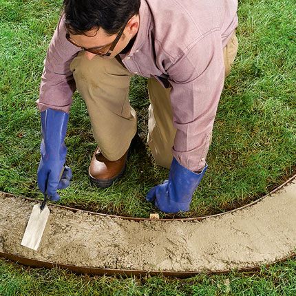 Poured-in-place concrete borders are perfect for lawn and garden edging, tree surrounds, and driveway curbs. Concrete Border, Concrete Garden Edging, Concrete Edging, Landscape Borders, Landscape Edging, Poured Concrete, Concrete Garden, Concrete Projects, Sprinklers