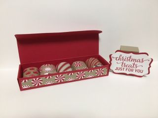 A2 Card Box, Candy Box Diy, Vendor Fair, Christmas Treats Holders, Hershey Nugget, Candy Cane Lane, Oh Dear, Candy Holder, Treat Holder