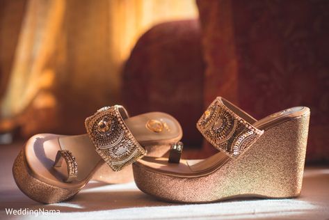 Sandal For Bride Indian, Heels For Bride Indian, Indian Sandals Heels, Bridal Chappals Indian, Dulhan Sandal, Wedding Sandals For Bride Indian, Bridal Heels Indian Weddings, Bridal Sandals Heels Indian, Bridal Heels Indian