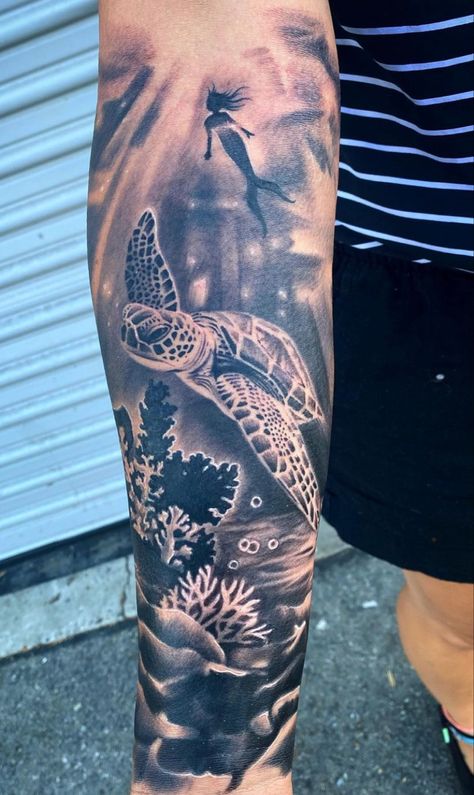 Sea Full Sleeve Tattoo, Under The Water Tattoo Ideas, Underwater Arm Sleeve Tattoo, Ocean Themed Forearm Tattoos, Sea Theme Leg Sleeve Tattoo, Underwater Half Sleeve Tattoo, Aquatic Half Sleeve Tattoo, Under Water Sleeve Tattoo, Under Water Leg Sleeve Tattoo