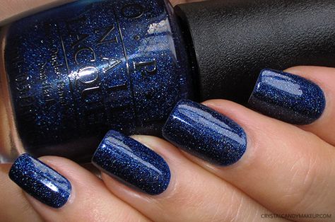 OPI Holiday 2015 Starlight Collection - CrystalCandy Makeup Blog | Review + Swatches Dark Blue Sparkly Nails, Sparkly Gel Nails, Blue Sparkly Nails, Mua Tips, Plum Nail Polish, Prom Makeup For Brown Eyes, Give Me Space, Hollywood Nails, Plum Nails