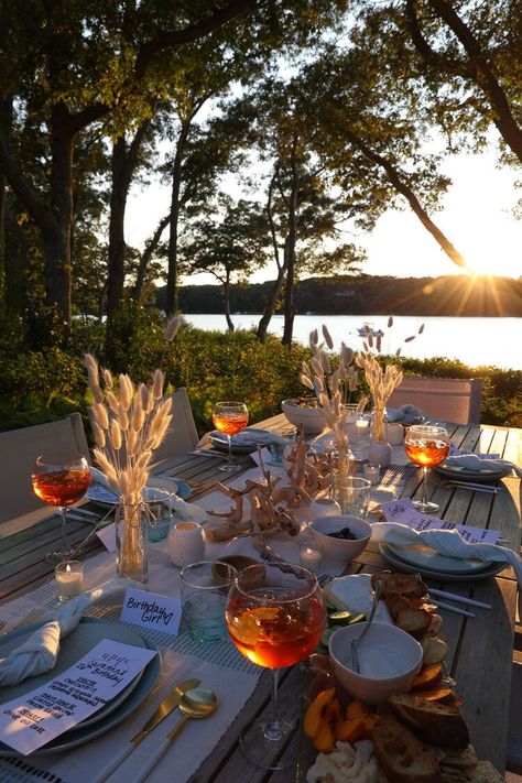 Martha's Vineyard Photographer - Sam Brooks Photos Vineyard Dinner Party, Vineyard Dinner, Birthday Party Inspiration, New Year Table, Fancy Dinner Party, Spanish Villa, Barn Parties, Dinner Party Summer, Golden Hour Photography