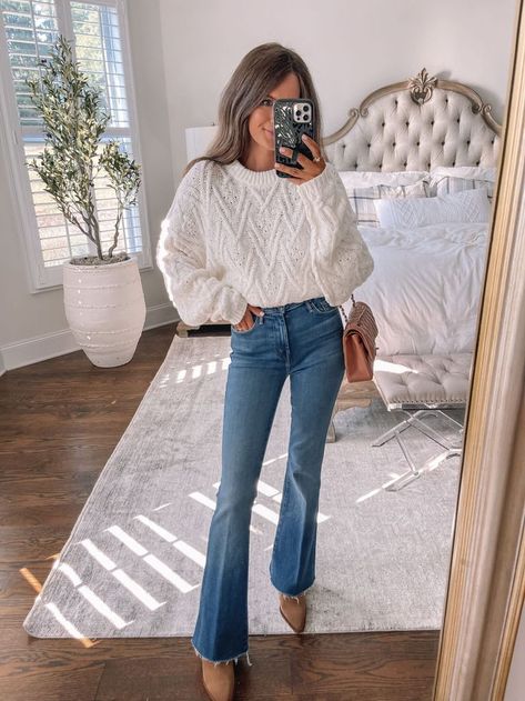 Love the cable stitch of this Free People Sweater! Winter Southern Outfits, Southern Winter Outfits, Sweater And Jeans Outfit, Anniversary Outfit, Thanksgiving Outfit Ideas, Jeans Outfit Fall, Southern Outfits, Dream Outfits, Spring Ideas