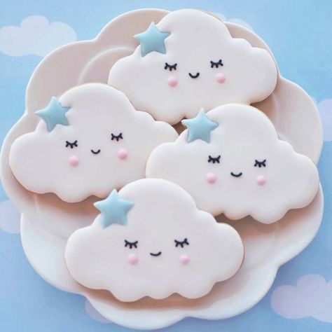 Resepi Biskut, Twinkle Twinkle Baby Shower, Clouds And Stars, Idee Babyshower, Cookie Bouquet, Sugar Cookie Designs, Baby Cookies, Cookies Decorated, Star Baby Showers