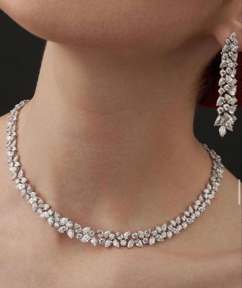 Real Diamond Necklace Elegant, Jwellery Trending 2022, Dimond Neckless Jewelry, Simple Diamond Jewelry, Crystal Wedding Necklace, Diamond Necklace Wedding, Engagement Necklace, Bridal Diamond Necklace, Indian Wedding Jewelry Sets