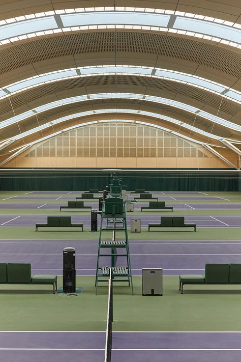 Pickle Decor, Wimbledon Tennis Courts, Wimbledon Centre Court, Tennis Court Design, Hopkins Architects, Sports Architecture, Private Tennis Court, Indoor Tennis, Gym Studio