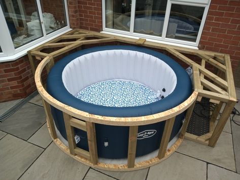 Whirpool Outdoor, Piscina Pallet, Whirlpool Deck, Lazy Spa, Hot Tub Landscaping, Hot Tub Surround, Inflatable Spas, Hot Tub Patio, Inflatable Hot Tub