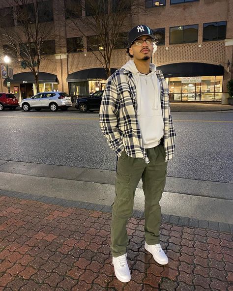 Men’s Cargo Outfit, White Hoodies Men Outfit, Men’s Flannel Looks, Men’s Green Outfit, Men’s Air Force 1 Outfit, Outfits For Men Flannel, Mens White Air Force 1 Outfit, Air Force Ones Outfit Men, Forces Outfit Men