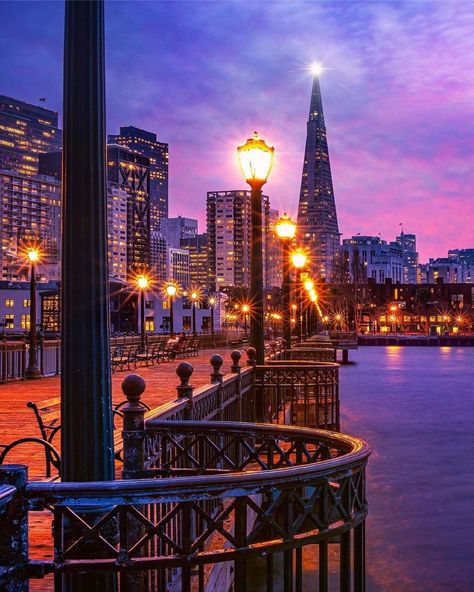 San Francisco Pier, Transamerica Pyramid, San Francisco Photography, Now And Forever, California Usa, Great Photos, Night Time, San Francisco Skyline, New York Skyline