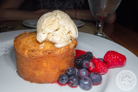 Warm butter cake at Ocean Prime in NYC, NY Ocean Prime Butter Cake, Ocean Prime, Ocean Restaurant, Truffle Mac And Cheese, Steak Restaurant, Ny Food, Bake A Cake, Prime Steak, Cheese Ravioli