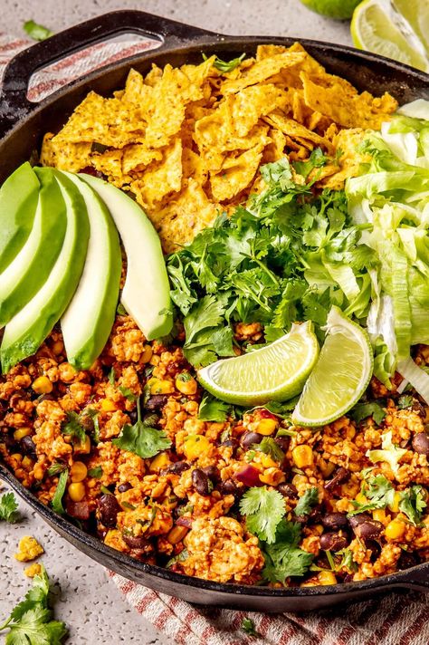 GROUND CHICKEN TACO SKILLET Ground Chicken Taco Skillet, Chicken Taco Skillet, Taco Skillet Recipe, Ground Chicken Recipes Healthy, Ground Chicken Tacos, Taco Skillet, Sushi Roll Recipes, Pan Chicken Fajitas, Chicken Skillet Recipes