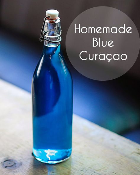 Made with a combination of vodka, gin, bitter orange peel and cloves, the from-scratch liqueur steeps for about 20 days before it's tinted and put to use in vibrant cocktails. Try it and make your own delicious blue curaçao! Blue Curacao Recipe, Homemade Booze, Homemade Liqueur Recipes, Liqueur Recipes, Glace Fruit, Homemade Liquors, Infused Liquors, Homemade Alcohol, Homemade Liquor