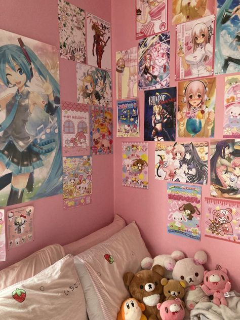 Rooms Cutegore, Kawaiicore Room Ideas, Harajuku Room Decor, Cute Sanrio Room Decor, Room Inspo Cutecore, Kawaiicore Room Decor, Room Ideas Cutecore, Yami Kawaii Room, Cute Core Room Ideas