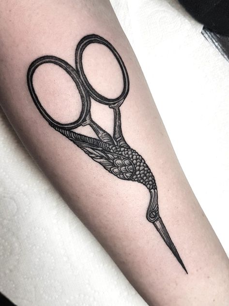 Stork Embroidery Scissors Tattoo, Embroidery Scissors Drawing, Ornate Scissors Tattoo, Stork Scissors Tattoo, Gothic Scissors Tattoo, Crane Scissors Tattoo, Haircutting Shears Tattoo, Bird Scissors Tattoo, Vintage Shears Tattoo