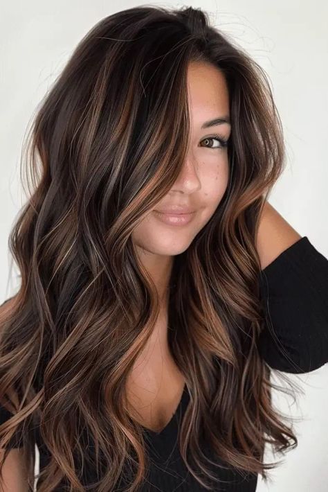 Transform your look with the latest dark caramel balayage styles of 2024. Dive into chic and stunning shades! #DarkCaramelBalayage #Balayage2024 #CaramelHairColor #FallHairTrends #WarmBalayage #BrunetteBalayage #HairInspo2024 #AutumnHairColors #RichBalayage #TrendingHairColor Hair With Auburn Highlights, Chocolate Brown Hair With Highlights, Dark Caramel Balayage, Brown Hair With Lowlights, Brown Hair With Highlights And Lowlights, Brown Hair With Caramel Highlights, Auburn Highlights, Chocolate And Caramel, Perfect Hair Color