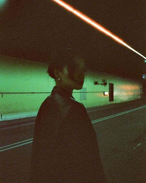 Grainy Film Aesthetic, Night Shots Photography, Dark Street Photography, Grainy Photoshoot, Dark Cinematic Photography, Night Vision Aesthetic, Night Photoshoot Aesthetic, Night Aesthetic Photoshoot, Night Flash Photography