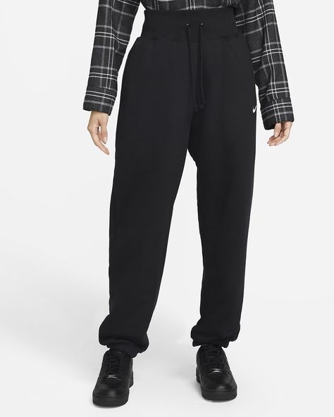 Nike Sportswear Phoenix Fleece Women's High-Waisted Oversized Sweatpants. Nike.com Oversized Tracksuit, Nike Jogger, Nike Sportswear Phoenix Fleece, Sweatpants Nike, Oversized Sweatpants, 2024 Wishlist, 21 Birthday, Comfy Sweatpants, Nike Sweats