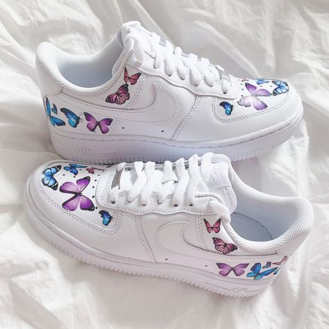 Butterfly Shoes Sneakers, Costume Shoes Ideas, Vans Painted Shoes Ideas, Butterfly Sneakers, Shoes Butterfly, Tennis Vans, Shoes For Children, Butterfly Shoes, Nike Shoes Air Force