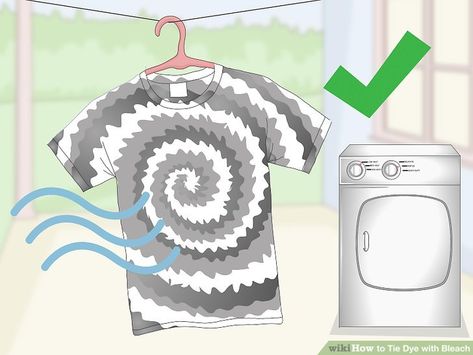 Diy Tie Dye Shirts, Diy Tie, Spiral Tie Dye, How To Tie Dye, Popular Crafts, Design Techniques, Bleach Tie Dye, Tie Dye Diy, Bleach Dye