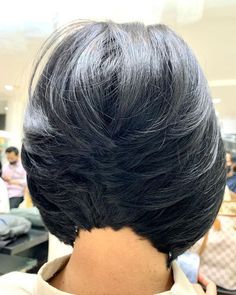 Layers Bob Haircut, Natural Hair Bob Cut, Weave Bob Hairstyles, Natural Hair Bob, Black Hair Short Cuts, Ombre Bob, Layered Bob Haircuts, Cool Short Hairstyles, Quick Weave Hairstyles