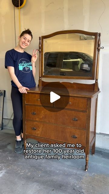 Diy Furniture Repair, Restoring Furniture, Redoing Furniture, Diy Furniture Restoration, Milk Paint Furniture, Chalk Paint Furniture Diy, Upcycle Dresser, Painting Old Furniture, Restore Wood