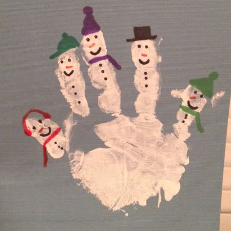 Debbie's Resource Cupboard: I love this idea for January! Childrens Christmas Cards, Handprint Christmas Cards, Handprint Christmas, Diy Jul, Christmas Cards Kids, Handprint Crafts, Christmas School, Christmas Card Crafts, Preschool Christmas