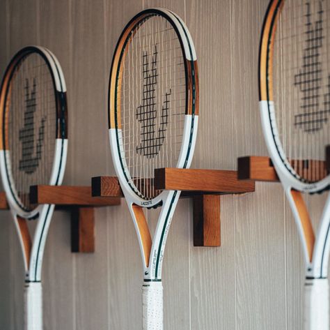 Showroom Interior Design, Tennis Clubs, Interior Stylist, Commercial Interior Design, Store Interior, Sports Bar, At Home Gym, Commercial Interiors, Room Themes