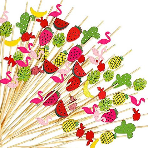 28 Spectacular Summer Themed Teacher Appreciation Week Ideas - PTO Answers Watermelon Leaves, Fruit Stick, Bamboo Food, Cocktail Fruit, Fruit Sticks, Staff Appreciation Gifts, Kabob Skewers, Fruit Kabobs, Fruit Picking