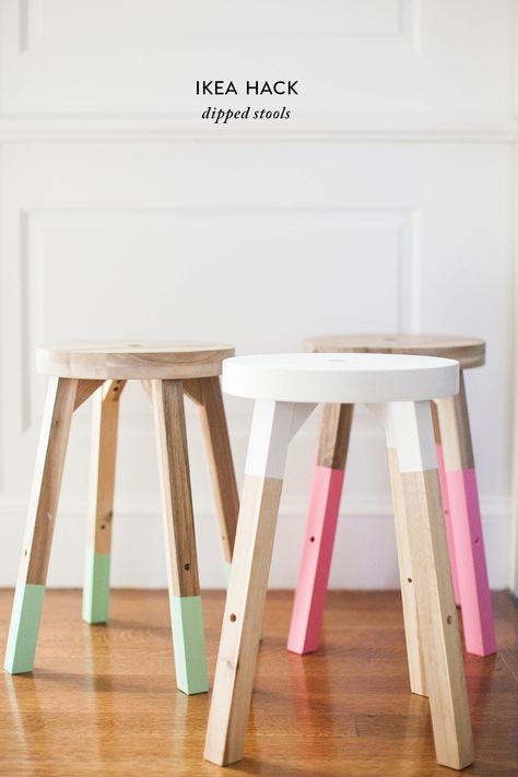 easy paint dipped wooden stool ikea hack Amazing Ikea Hacks, Ikea Stool, Diy Hanging Shelves, Decor Ikea, Dekor Diy, Diy Ikea Hacks, Diy Ikea, Best Ikea, Deco Originale