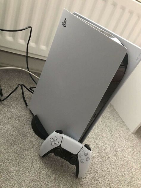 Tv For Sale, Ps5 For Sale, Ps5 In Box, Console Wallpaper, Snap Food Home, Noxus League Of Legends, Old Man Pictures, Retro Games Wallpaper, Retro Games Room