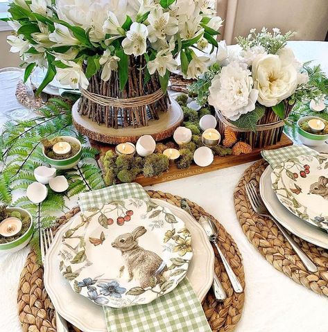 Heather Strommen (@sweetshadylane) • Instagram photos and videos Easter Lunch Table, Neutral Easter Decor, Easter Buffet, Easter Dinner Table, Spring Table Settings, Easter Lunch, Easter Table Settings, Easter Tablescapes, Spring Tablescapes