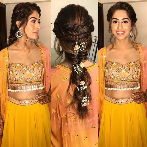 Hairdo Wedding Indian, Hairstyles For Gharara Dress, Bun Accessories, Loop Braid, Mehndi Hairstyles, Classy Hair, Bridal Hairstyle Indian Wedding, Hair Style On Saree, Mehndi Dresses