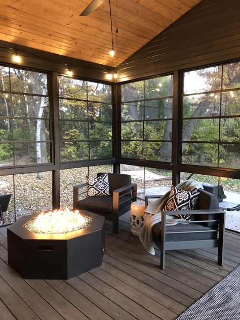 Screened In Fireplace, Fire Pit Screened In Porch, Enclosing Porch Ideas, Screened In Porch With Fire Table, Heated Screened In Porch, Barndominium Screen Porch, Screen Porch Game Room, Screen Room Furniture, Wood Ceiling Screened In Porch