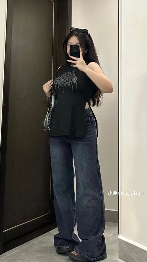 Acubi Plus Size, Chubby Fashion Outfits Korean, Korean Modest Fashion, Chubby Outfit Ideas, Chubby Girl Outfits, Chubby Style, Curvy Casual Outfits, Chinese Fashion Street, Street Outfits