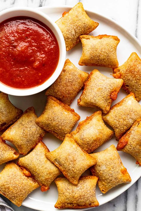 Pizza Rolls Aesthetic, Mini Pizza Rolls, Totinos Pizza Air Fryer, Pizza Rolls In Air Fryer, Craving Snacks, Pizza Rolls Recipe, Totinos Pizza, Totinos Pizza Rolls, Pizza Bagel